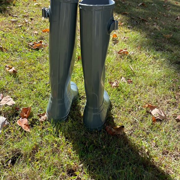 Hunter rain boots size 7 great condition - Picture 3 of 6